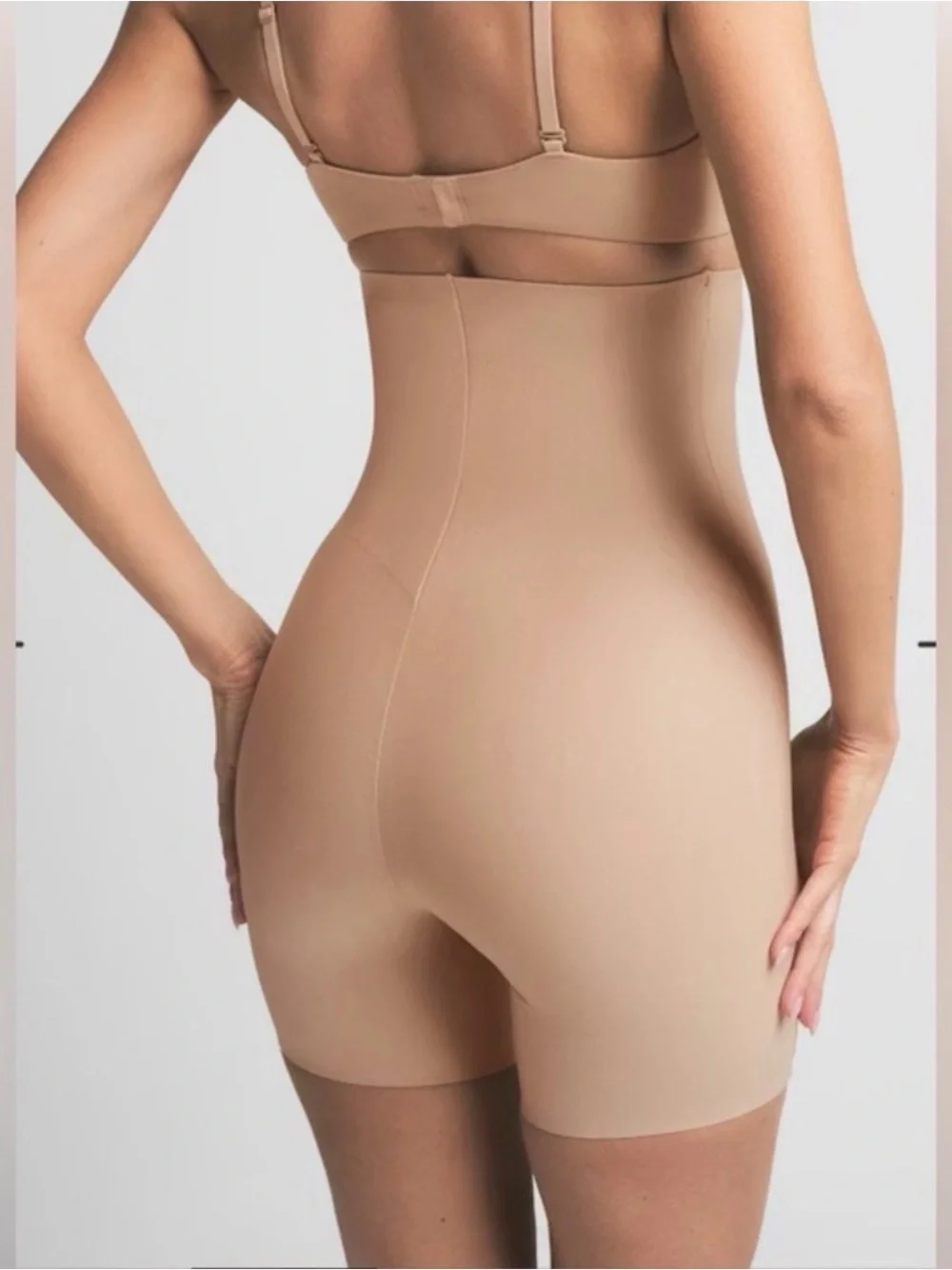 SKIMS Body High-Waisted Shaping Shorts NWT | Clay | Large